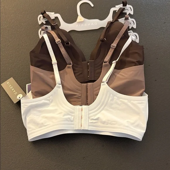 NWT 3-Pk Danskin Gel Bonded Wireless Lounge Bras - Sz. M